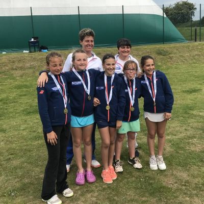 Mika and Middlesex Tennis teammates